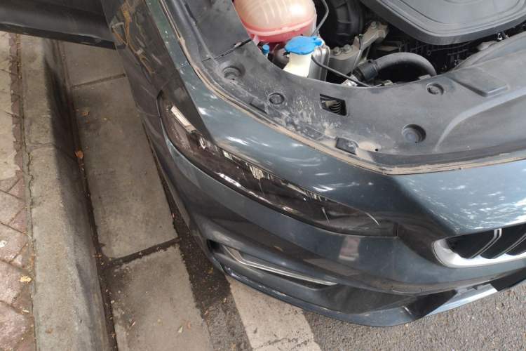 Used Geely Auto Preface 2023 2.0TD Luxury Version Right Front Headlight