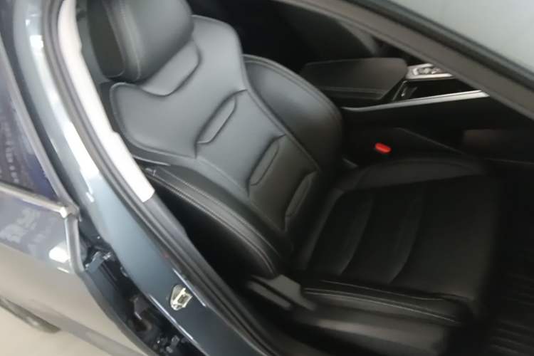 Used Geely Auto Preface 2023 2.0TD Luxury Version Right Front Seat