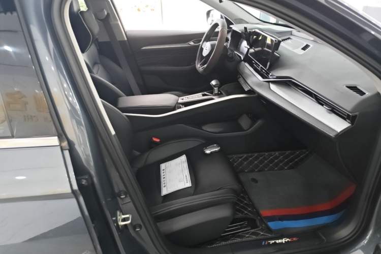 Used Geely Auto Preface 2023 2.0TD Luxury Version Right Front Seat