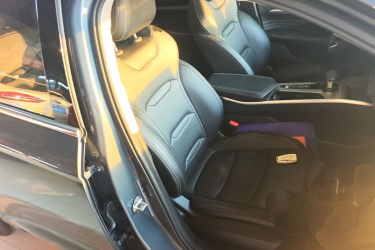 Used Geely Auto Preface 2023 2.0TD Luxury Version Right Front Seat