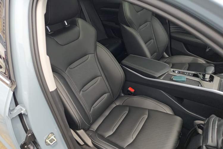 Used Geely Auto Preface 2023 2.0TD Luxury Version Right Front Seat
