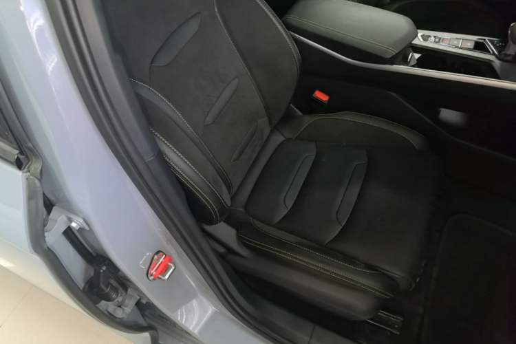 Used Geely Auto Preface 2023 2.0TD Space-Time Edition Right Front Seat