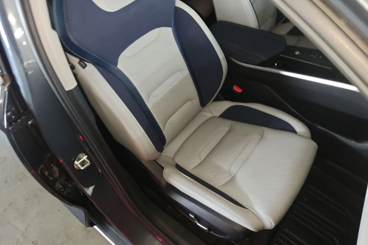 Used Geely Auto Preface 2023 2.0TD Prestige Version Right Front Seat