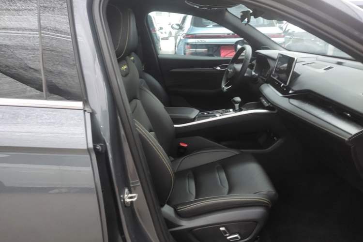 Used Geely Auto Preface 2023 1.5TD Kunlun Edition Right Front Seat