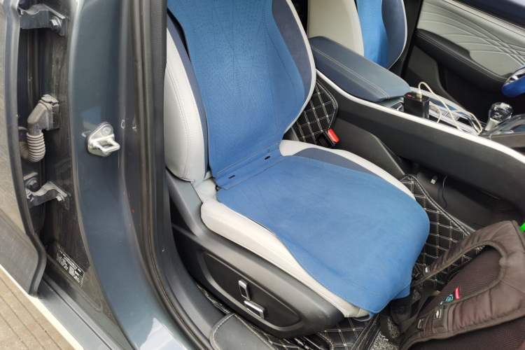 Used Geely Auto Preface 2023 2.0TD Prestige Version Right Front Seat