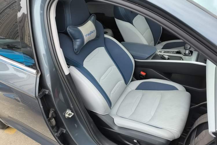 Used Geely Auto Preface 2023 2.0TD Prestige Version Right Front Seat