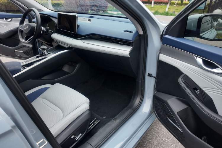 Used Geely Auto Preface 2023 2.0TD Prestige Version Right Front Seat