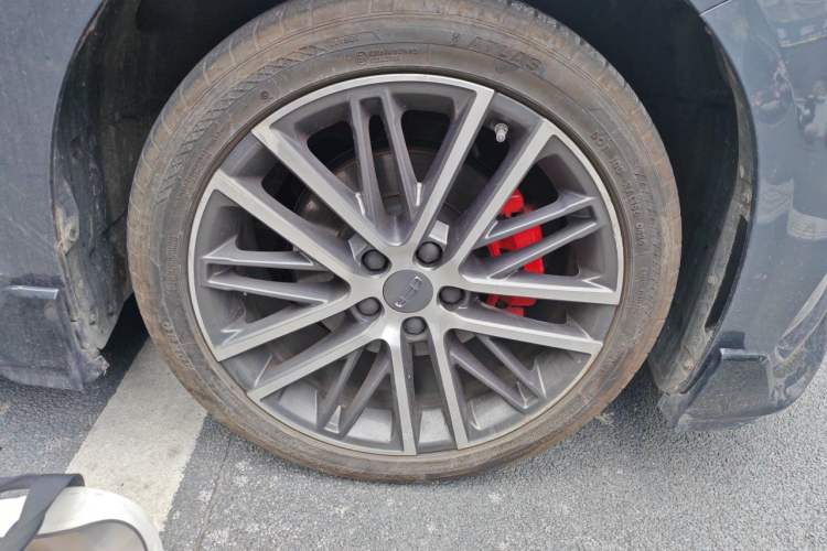Used Geely Auto Preface 2023 1.5TD Kunlun Edition Right Front Wheel Hub