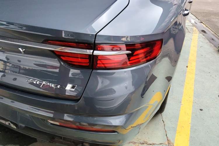 Used Geely Auto Preface 2023 2.0TD Luxury Version Right Rear Taillight