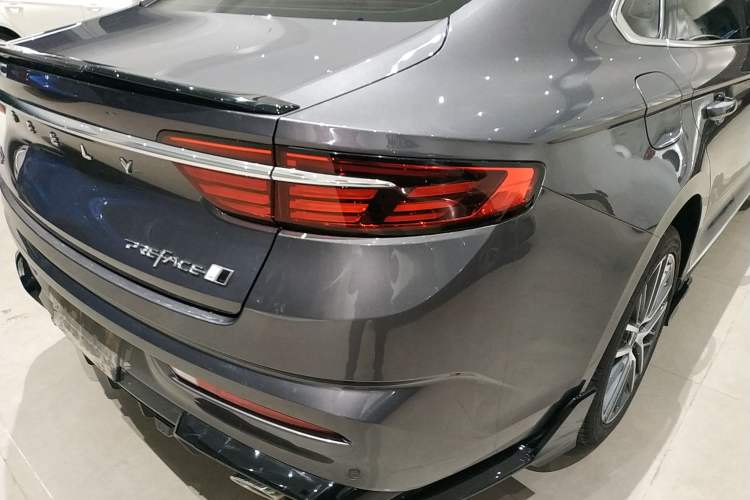 Used Geely Auto Preface 2023 1.5TD Kunlun Edition Right Rear Taillight