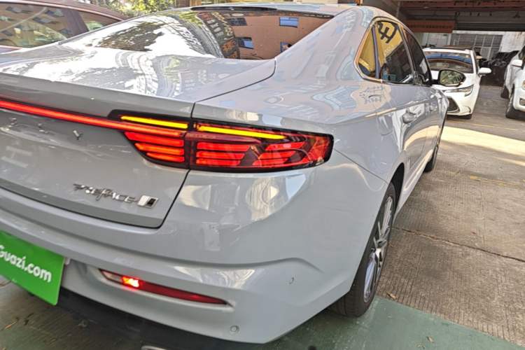 Used Geely Auto Preface 2023 2.0TD Prestige Version Right Rear Taillight