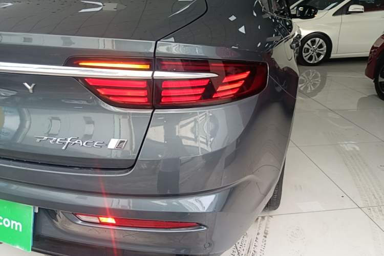 Used Geely Auto Preface 2023 2.0TD Luxury Version Right Rear Taillight