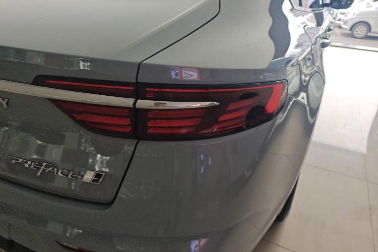 Used Geely Auto Preface 2023 1.5TD Fuyao Version Right Rear Taillight