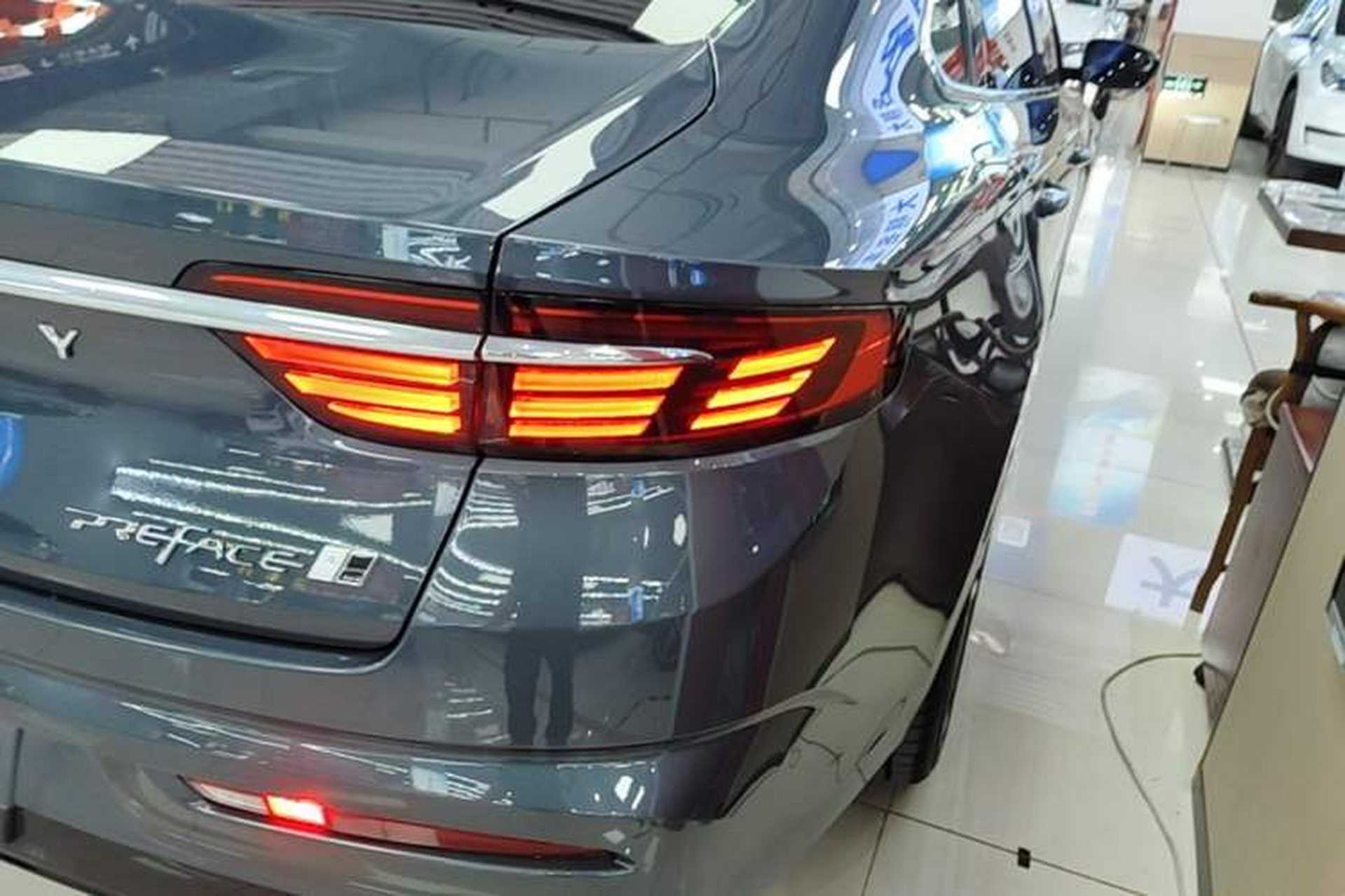 Used Geely Auto Preface 2023 2.0TD Prestige Version Right Rear Taillight