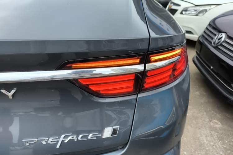 Used Geely Auto Preface 2023 2.0TD Prestige Version Right Rear Taillight