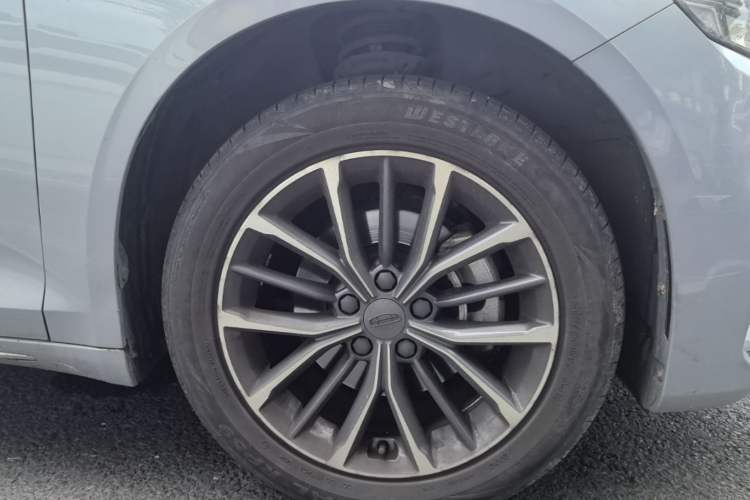 Used Geely Auto Preface 2023 2.0TD Luxury Version Right Rear Wheel Hub