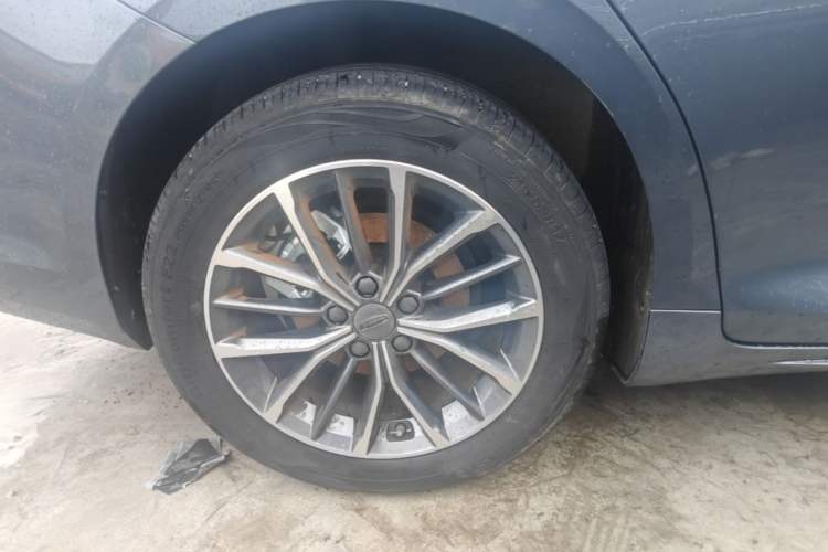 Used Geely Auto Preface 2023 1.5TD Fuyao Version Right Rear Wheel Hub