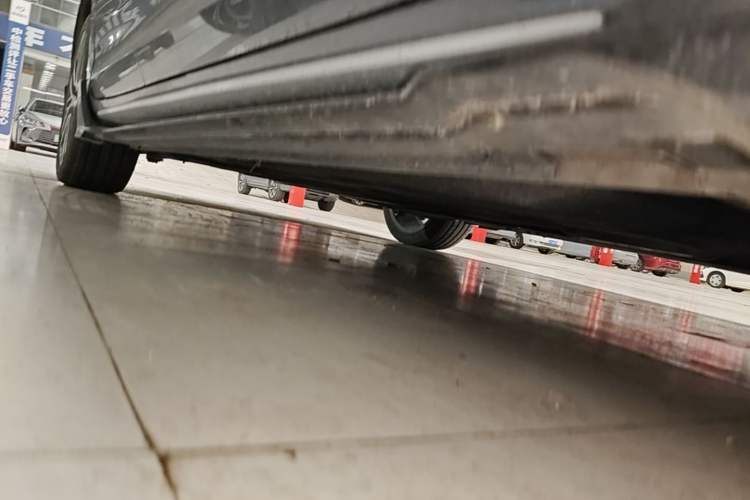 Used Geely Auto Preface 2023 1.5TD Kunlun Edition Right Side Sill