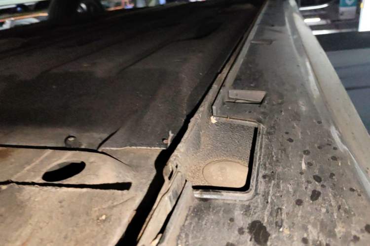 Used Geely Auto Preface 2023 2.0TD Prestige Version Right Side Sill
