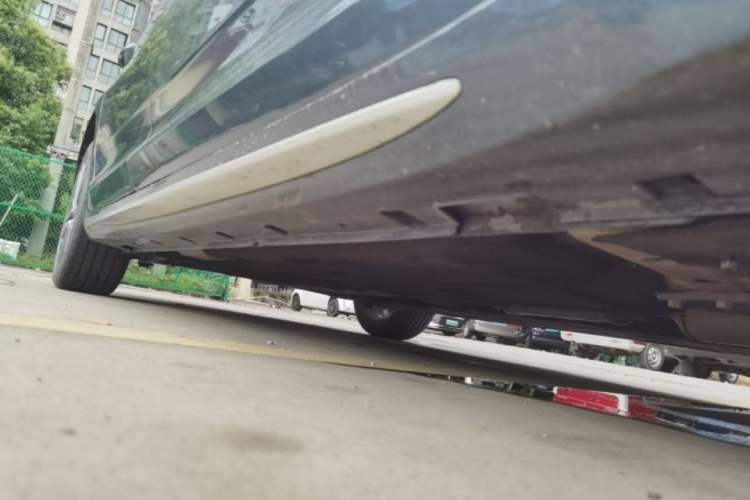 Used Geely Auto Preface 2023 2.0TD Prestige Version Right Side Sill