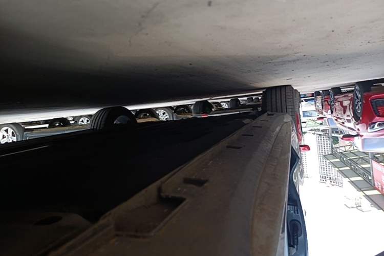Used Geely Auto Preface 2023 2.0TD Prestige Version Right Side Sill
