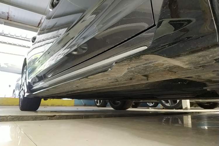 Used Geely Auto Preface 2023 1.5TD Kunlun Edition Right Side Sill