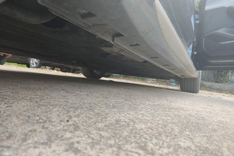 Used Geely Auto Preface 2023 2.0TD Prestige Version Right Side Sill
