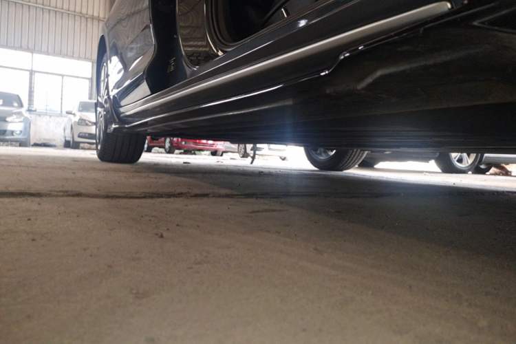 Used Geely Auto Preface 2023 1.5TD Kunlun Edition Right Side Sill