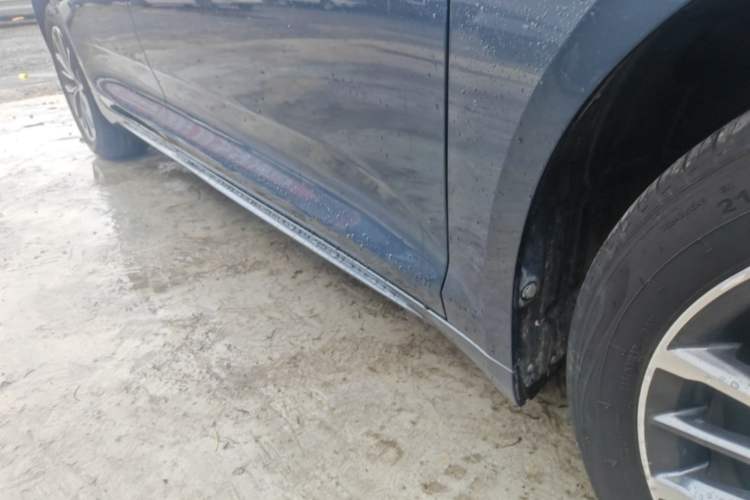 Used Geely Auto Preface 2023 1.5TD Fuyao Version Right Side Sill