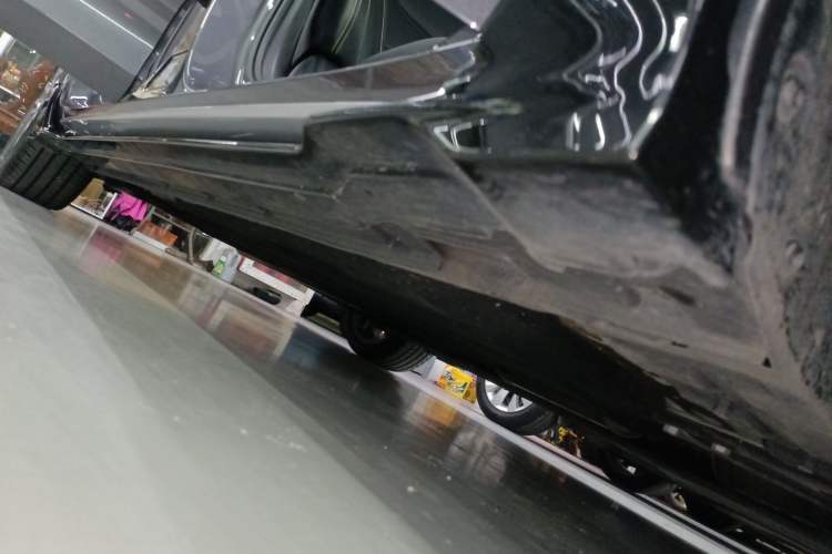 Used Geely Auto Preface 2023 1.5TD Kunlun Edition Right Side Sill