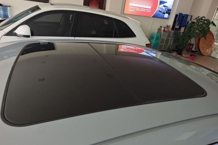 Used Geely Auto Preface 2023 1.5TD Fuyao Version Roof