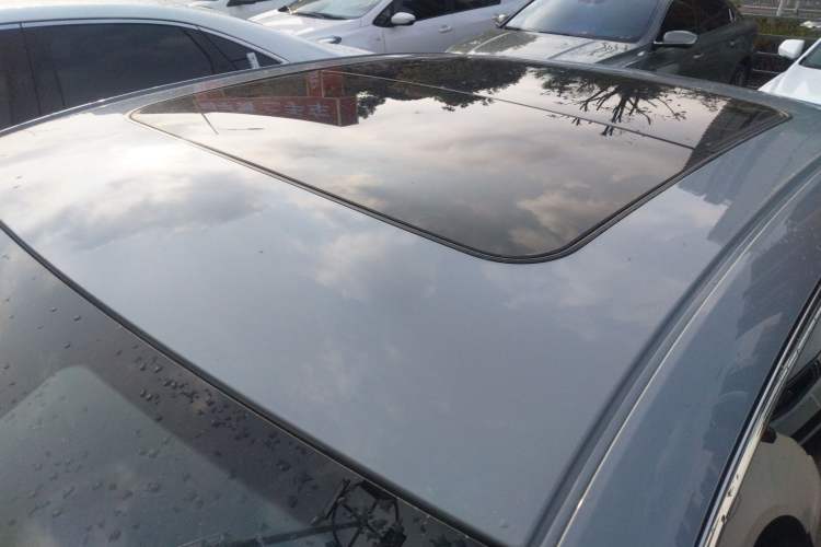 Used Geely Auto Preface 2023 2.0TD Prestige Version Roof