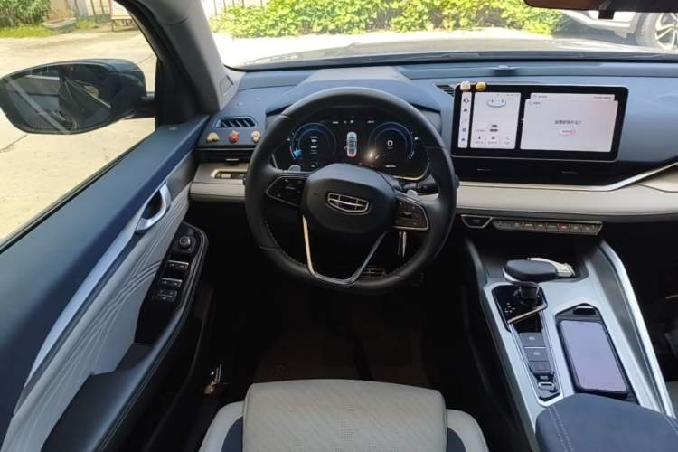 Used Geely Auto Preface 2023 2.0TD Prestige Version Steering Wheel