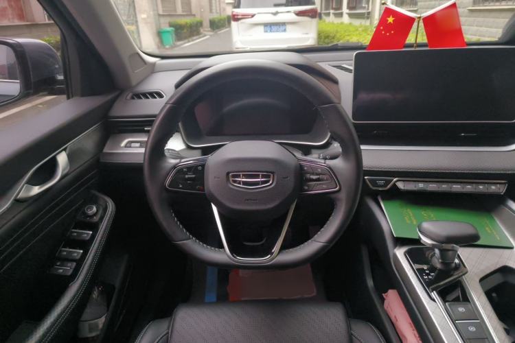 Used Geely Auto Preface 2023 2.0TD Luxury Version Steering Wheel