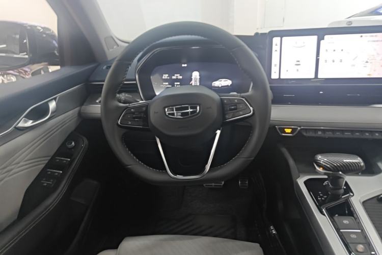 Used Geely Auto Preface 2023 2.0TD Prestige Version Steering Wheel