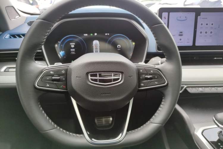 Used Geely Auto Preface 2023 2.0TD Prestige Version Steering Wheel