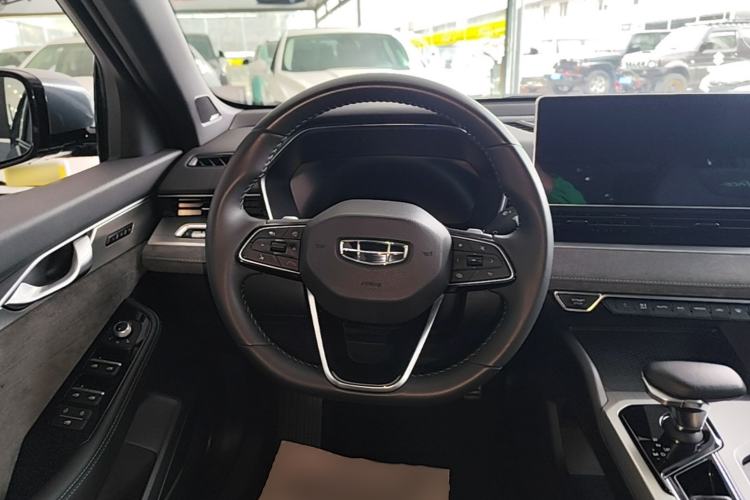 Used Geely Auto Preface 2023 2.0TD "Only This Verdant Green" Edition Steering Wheel