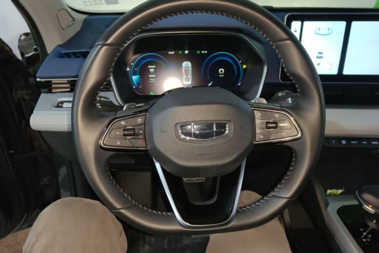 Used Geely Auto Preface 2023 2.0TD Prestige Version Steering Wheel