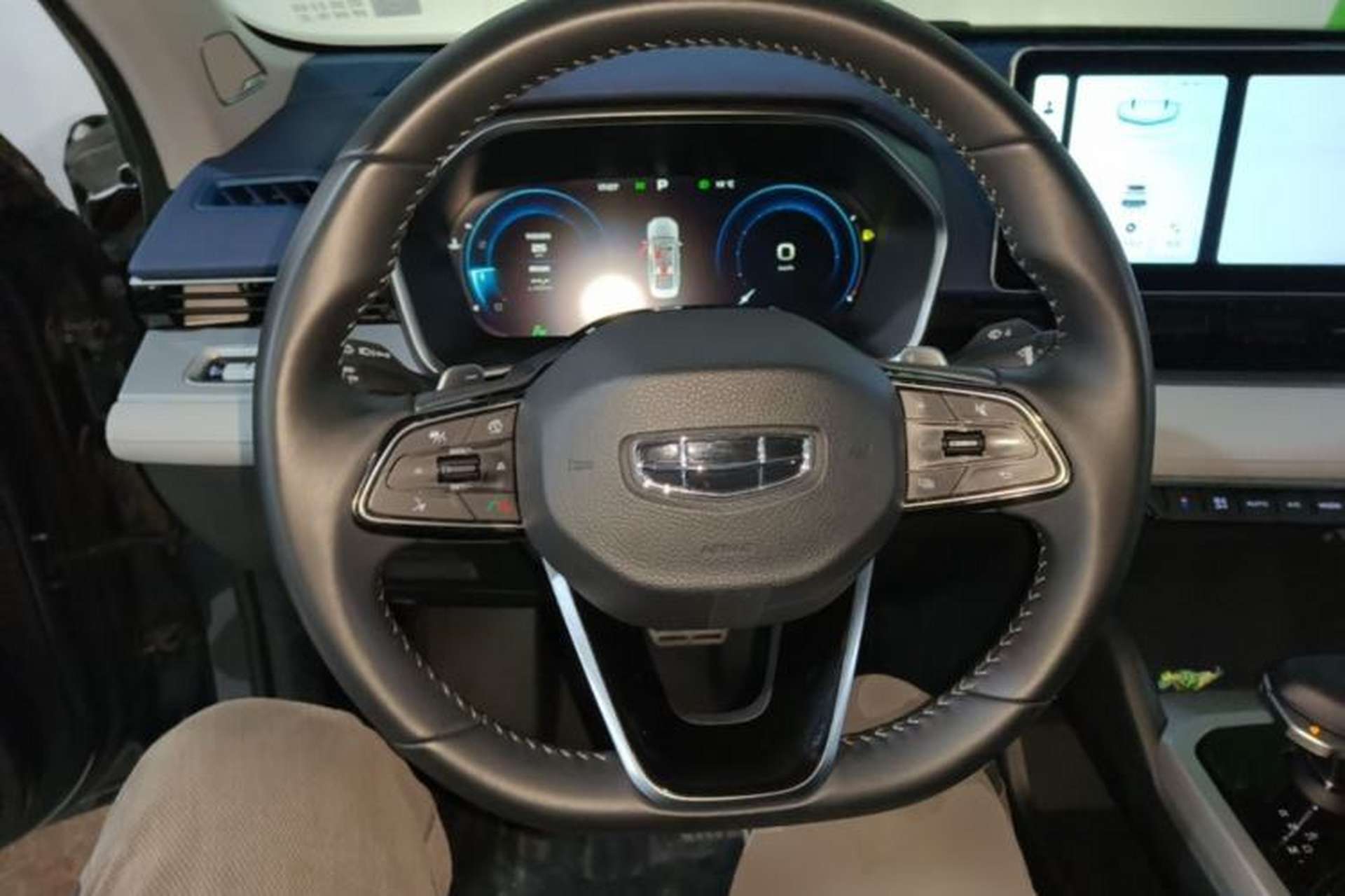 Used Geely Auto Preface 2023 2.0TD Prestige Version Steering Wheel