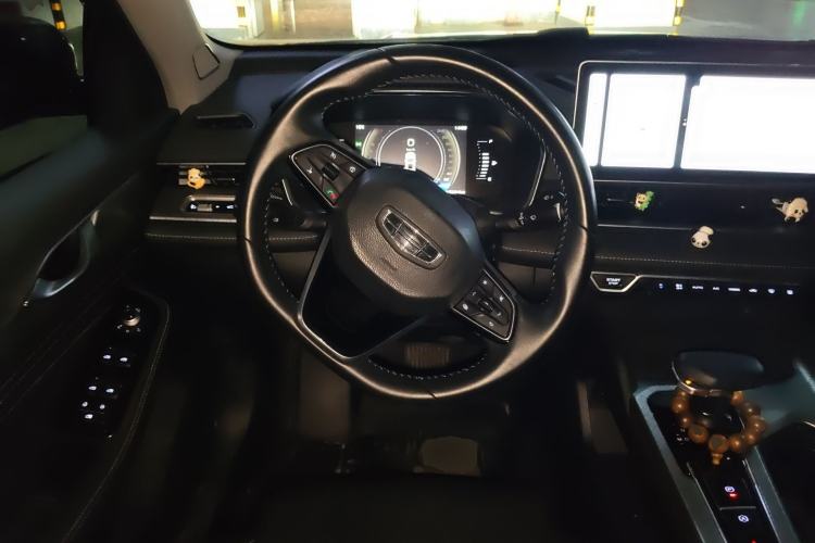 Used Geely Auto Preface 2023 2.0TD Luxury Version Steering Wheel