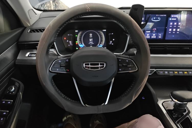 Used Geely Auto Preface 2023 2.0TD Luxury Version Steering Wheel