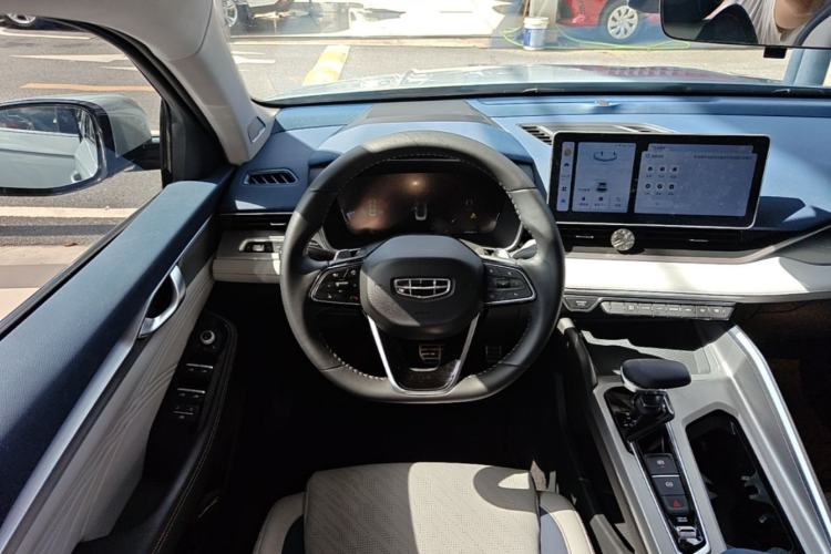 Used Geely Auto Preface 2023 2.0TD Prestige Version Steering Wheel