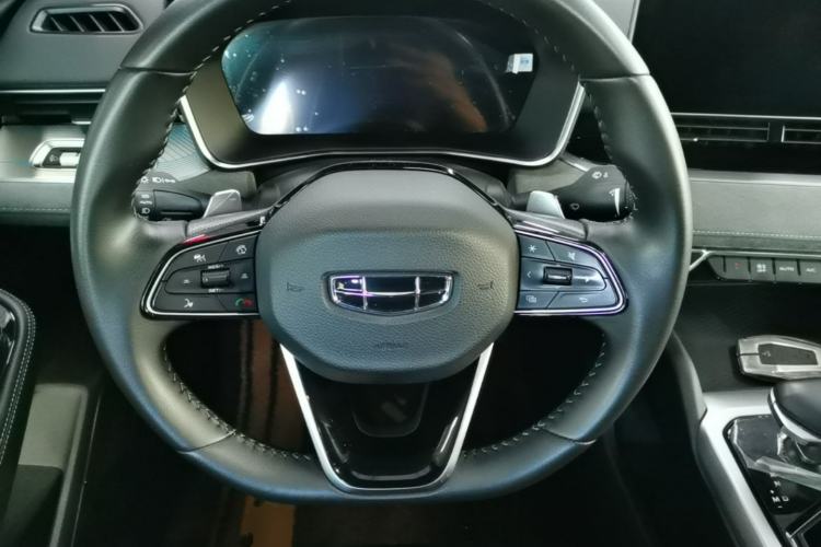 Used Geely Auto Preface 2023 2.0TD "Only This Verdant Green" Edition Steering Wheel