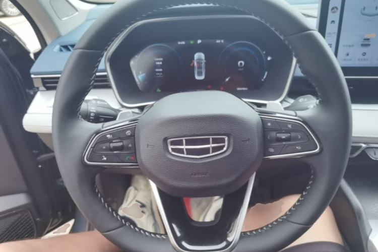 Used Geely Auto Preface 2023 2.0TD Prestige Version Steering Wheel