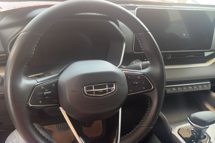Used Geely Auto Preface 2023 2.0TD Luxury Version Steering Wheel