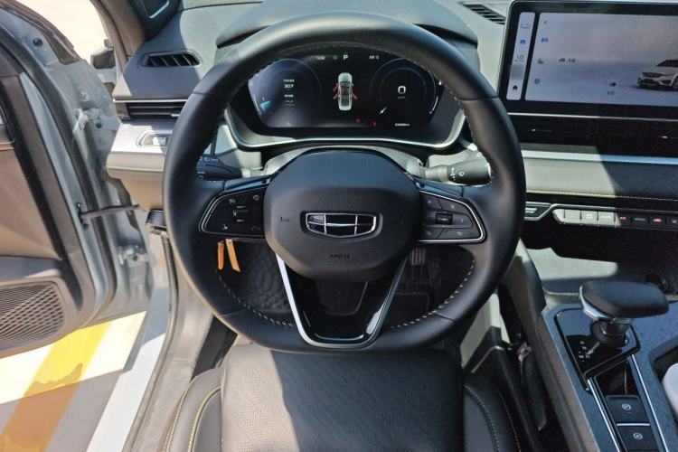 Used Geely Auto Preface 2023 1.5TD Kunlun Edition Steering Wheel