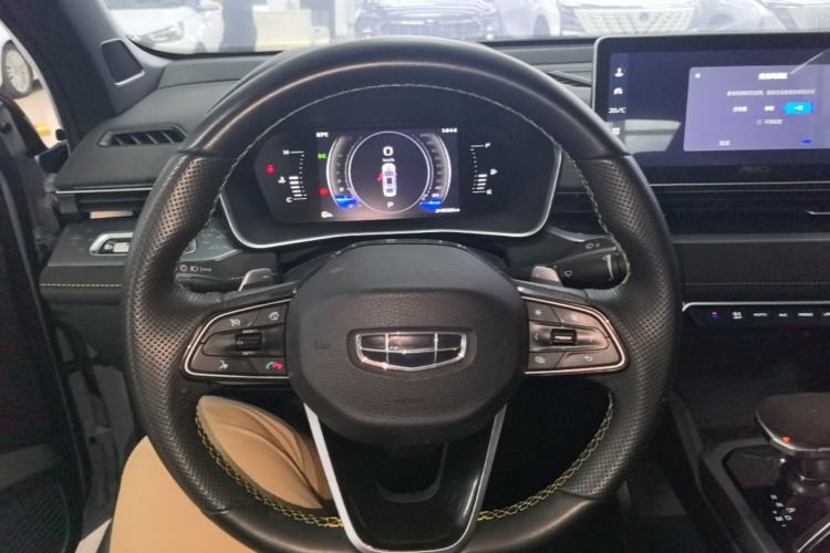 Used Geely Auto Preface 2023 2.0TD Space-Time Edition Steering Wheel