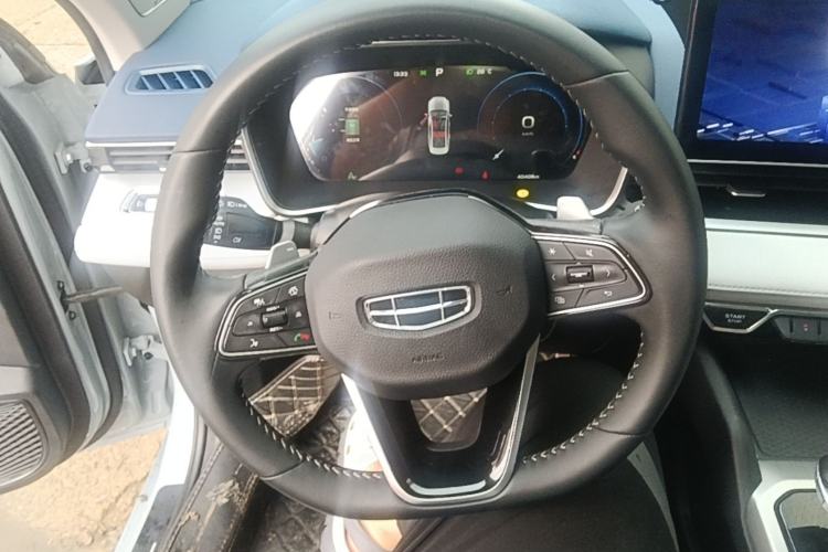 Used Geely Auto Preface 2023 2.0TD Prestige Version Steering Wheel