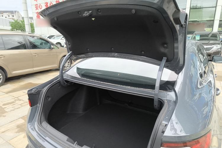 Used Geely Auto Preface 2023 1.5TD Kunlun Edition Trunk
