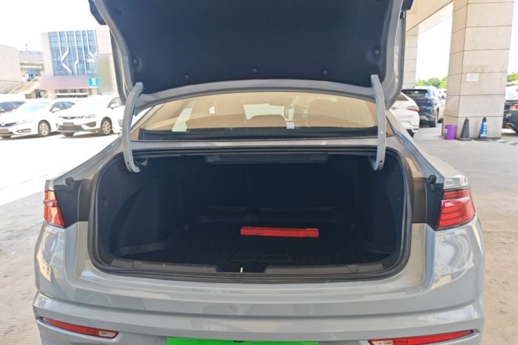 Used Geely Auto Preface 2023 1.5TD Kunlun Edition Trunk